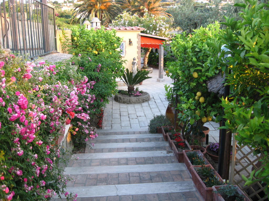 Residence Giardino Del Sole Forio  Bagian luar foto